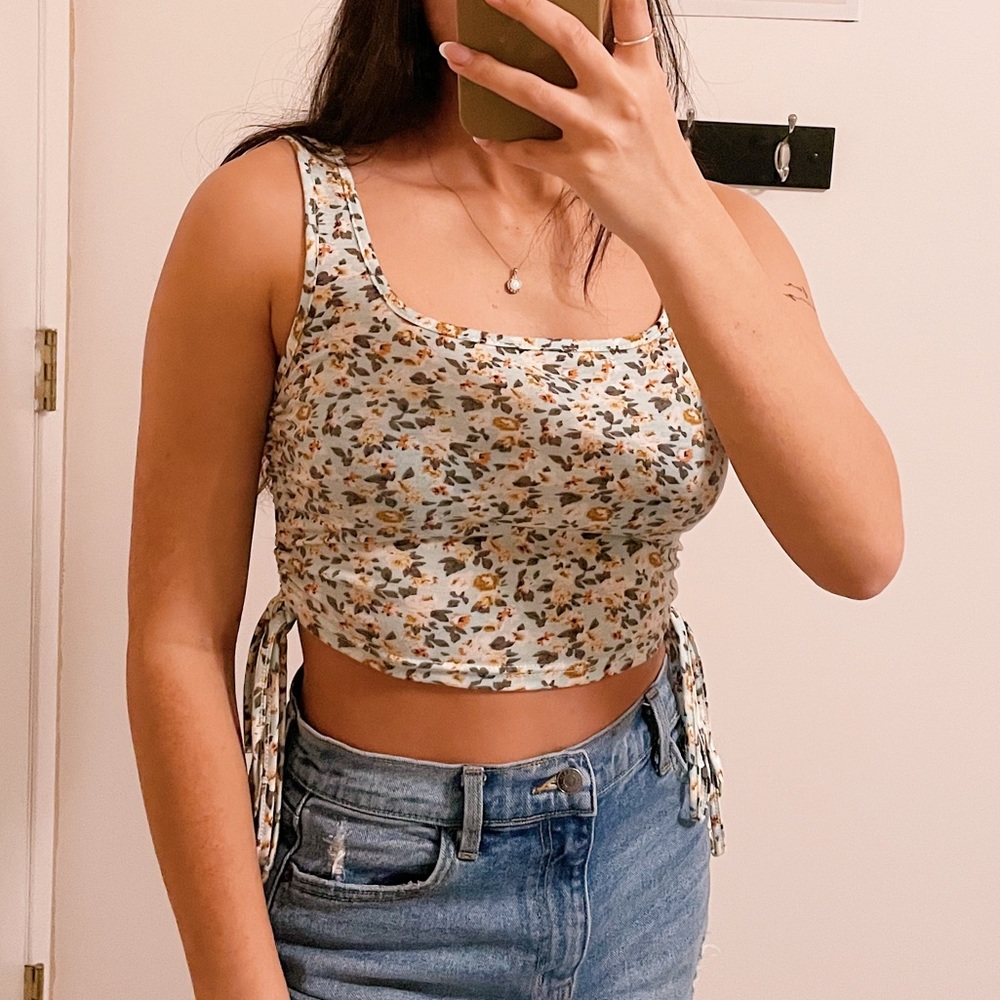 Forever 21 Floral Print Top